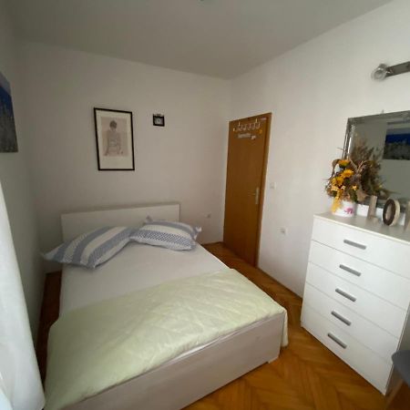 Apartman Rose Apartment Макарска Екстериор снимка